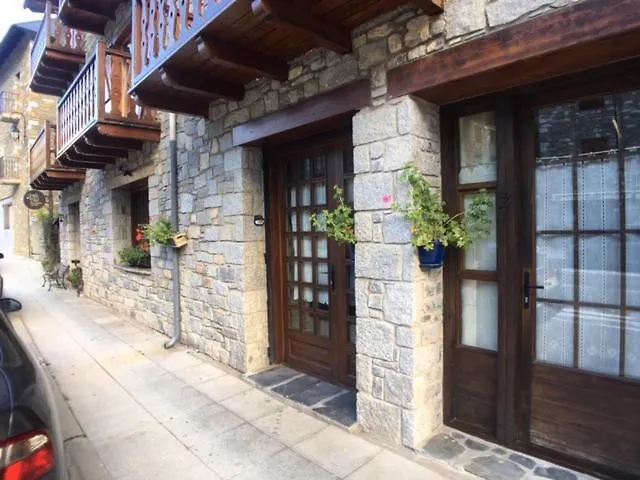 Hostel Albergue Boi Romanic Suites Barruera